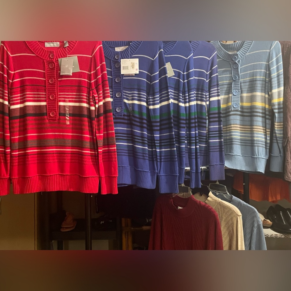 Liz Claiborne sweater